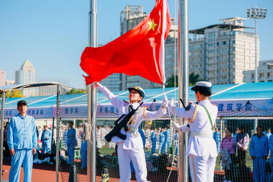 “体育强健”激扬青春梦想 ——我校2023年运动会成功举办(图2)