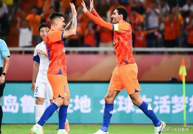 中超:山东泰山队宣布为莫伊塞斯举行告别会效力5年出场118次(图1) 中超:山东泰山队宣布为莫伊塞斯举行告别会效力5年出场118次(图1)