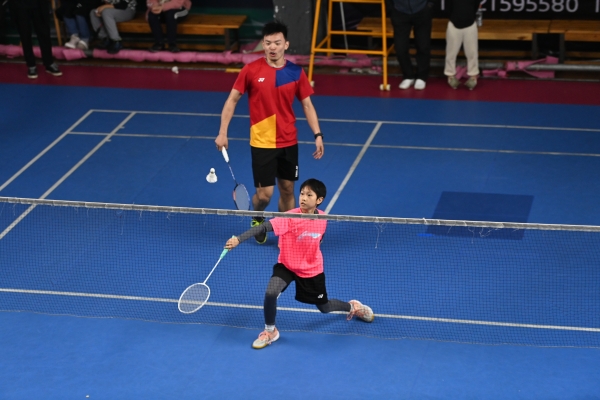 2023年上海市少儿体育联赛青少年羽毛球公开赛收拍(图1)