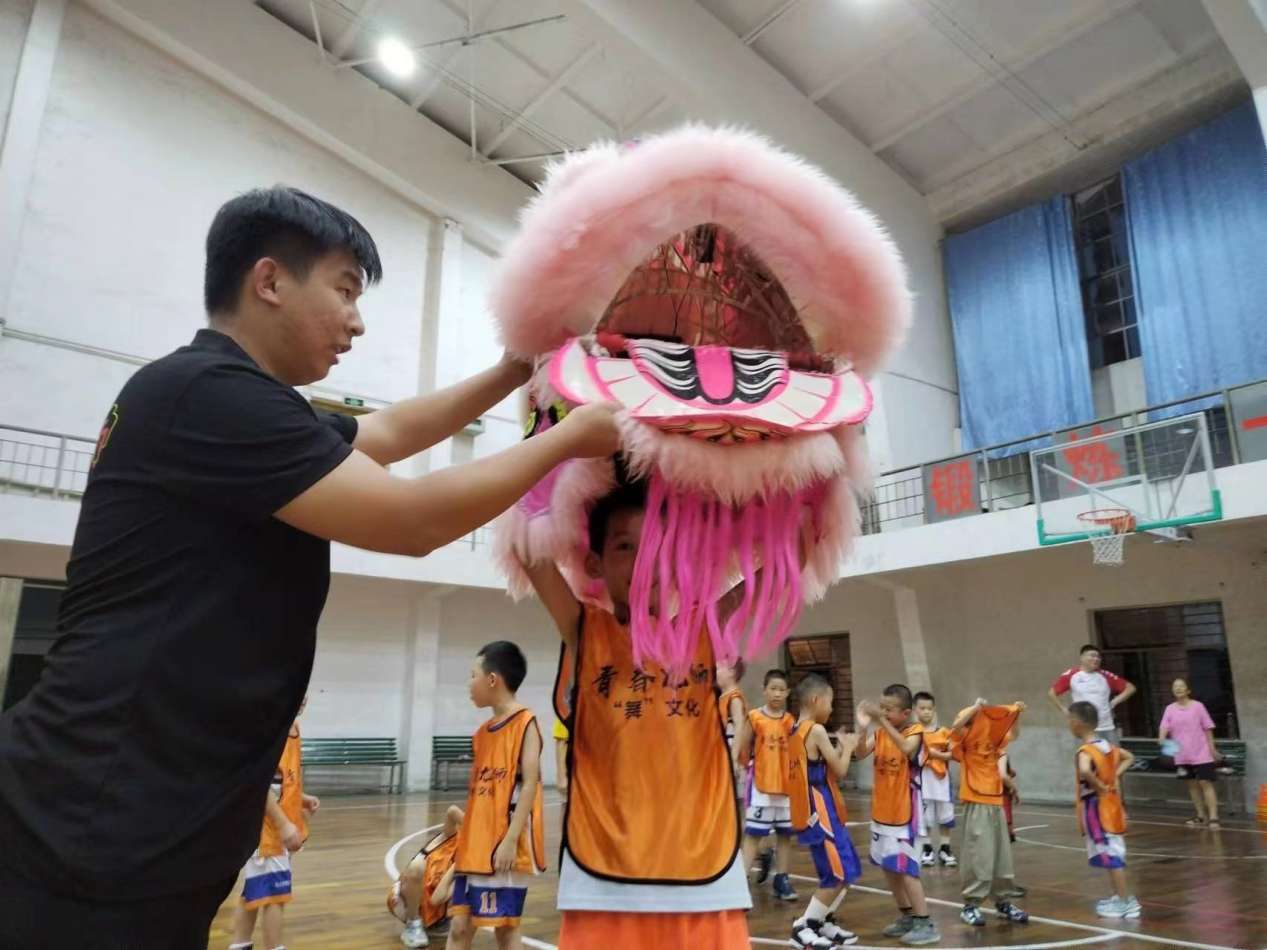 广西建院：弘扬醒狮文化探索育人新模式(图5)